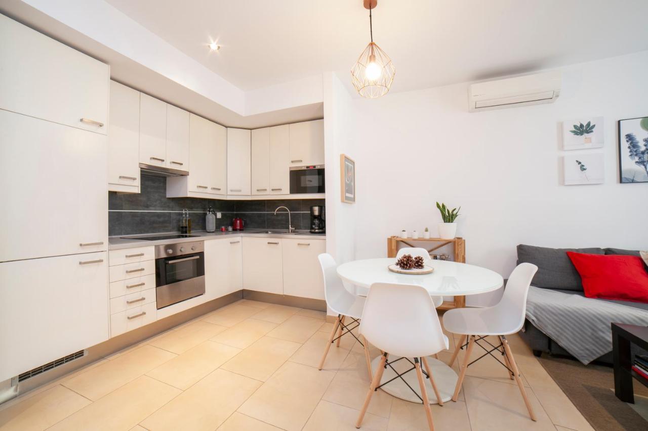 Alohamundi San Julian Apartment Seville Luaran gambar